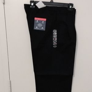 *St. John"s Bay Black Pleated Chinos Pants NWT Size 40 X 30